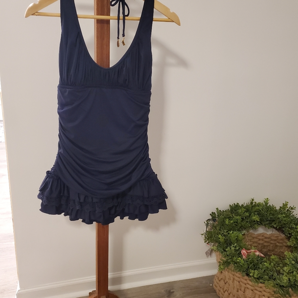 Swimsuit - Picture 5 of 7